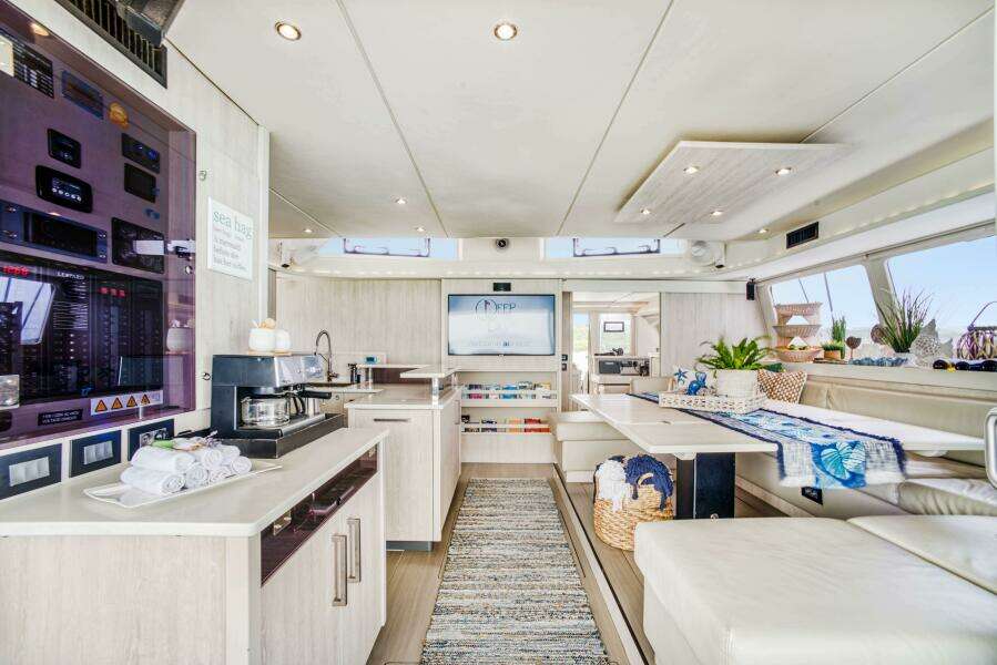DEEP BLUE 58ft Leopard Yacht For Sale
