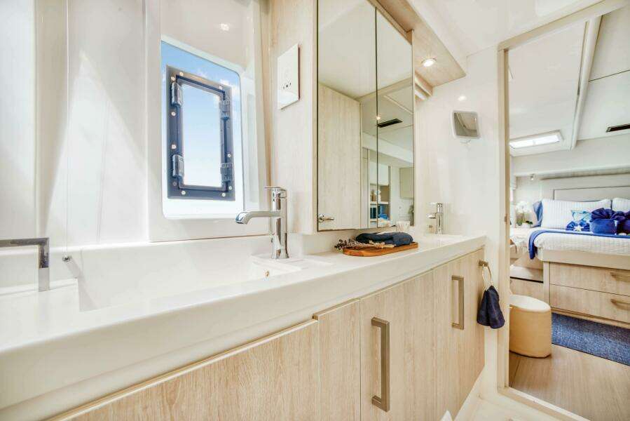 DEEP BLUE 58ft Leopard Yacht For Sale