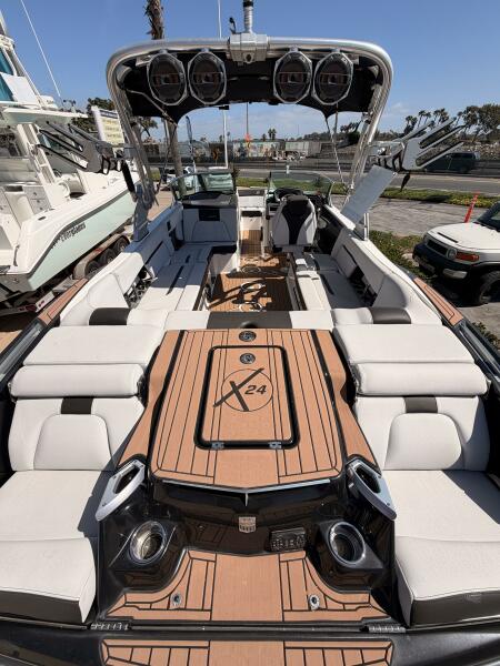 24' 2021 Mastercraft X24