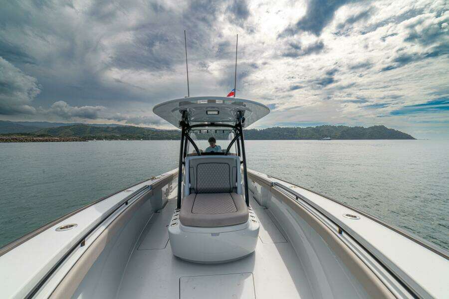 2024 Valhalla Boatworks V-33 