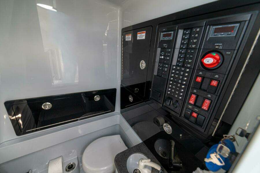 2024 Valhalla Boatworks V-33 