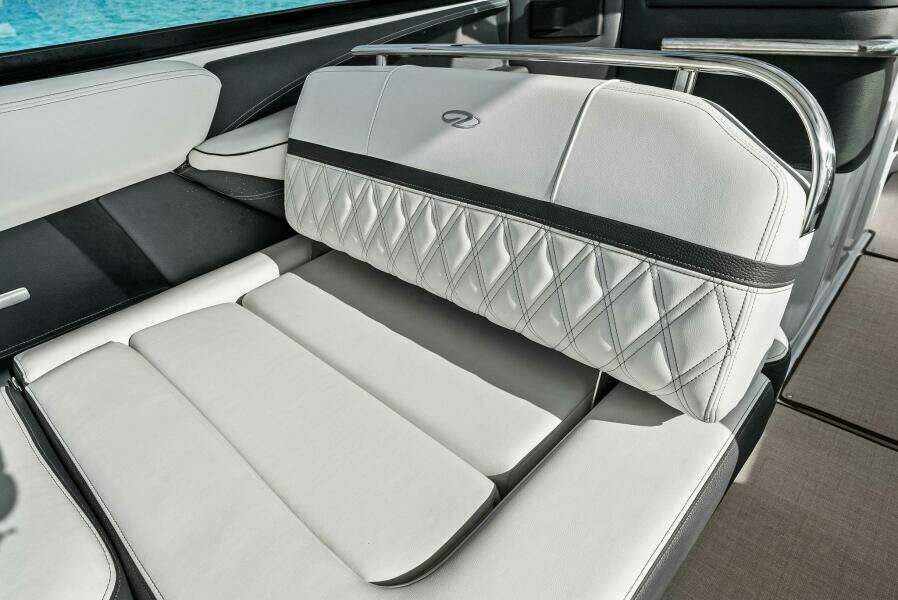 2023 Regal 29 OBX