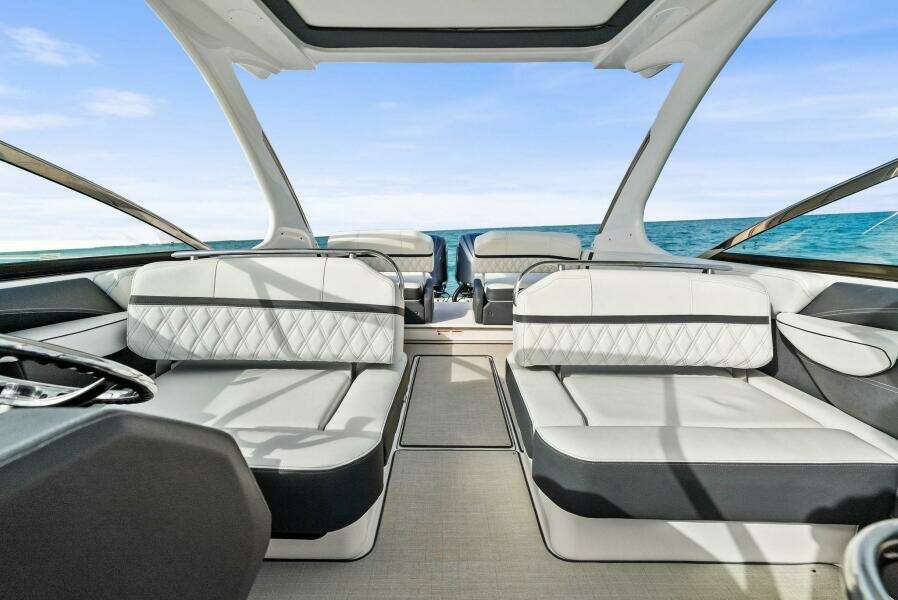 2023 Regal 29 OBX