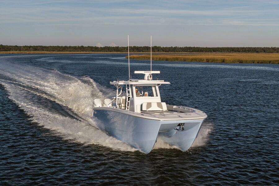 40ft Invincible Yacht For Sale