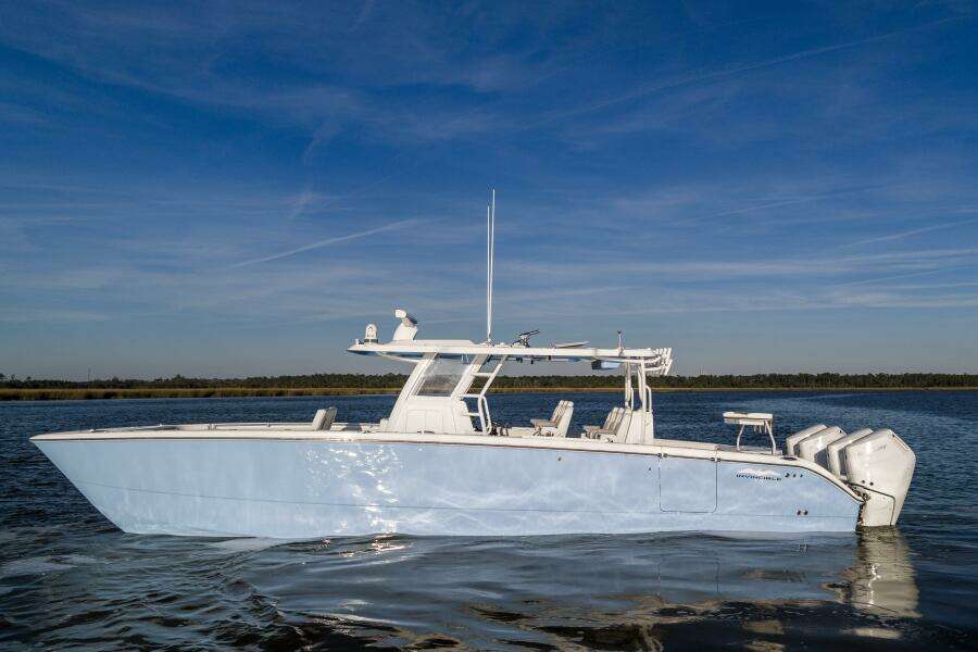 40ft Invincible Yacht For Sale