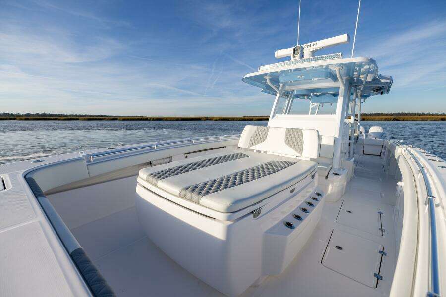 40ft Invincible Yacht For Sale