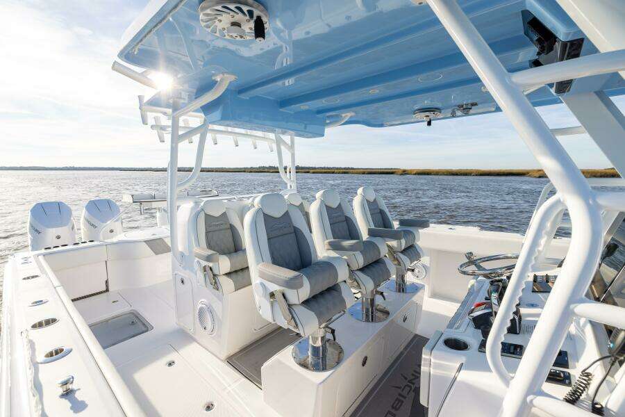 40ft Invincible Yacht For Sale