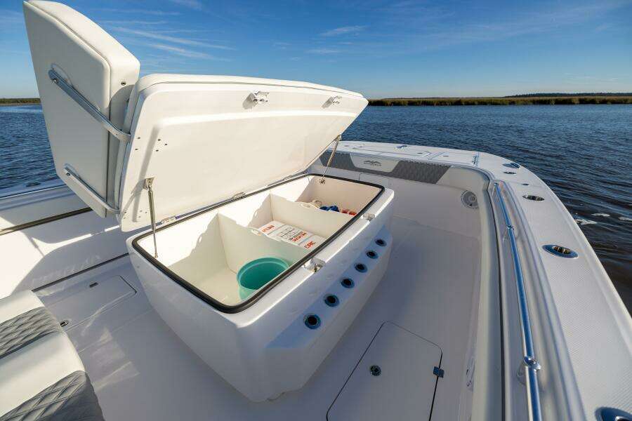 40ft Invincible Yacht For Sale