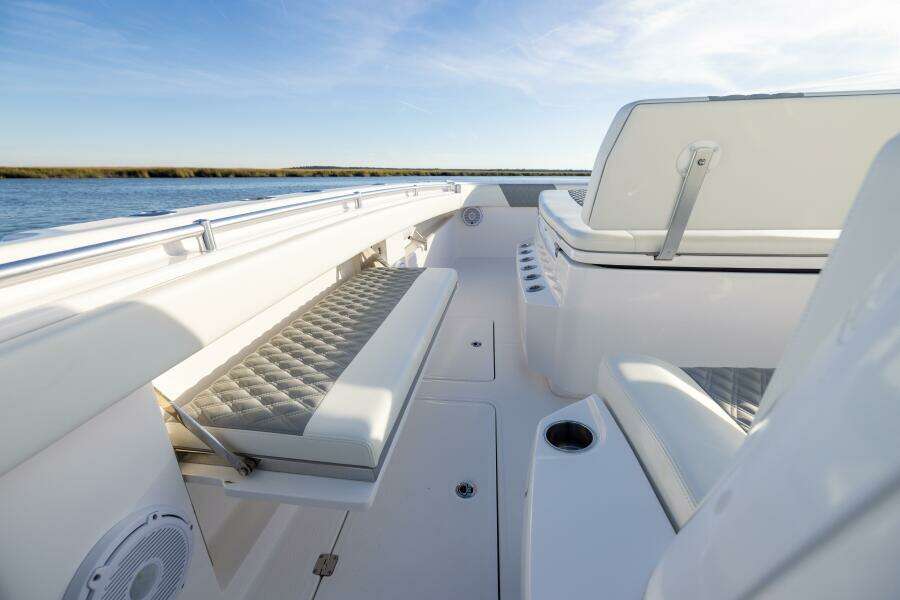 40ft Invincible Yacht For Sale