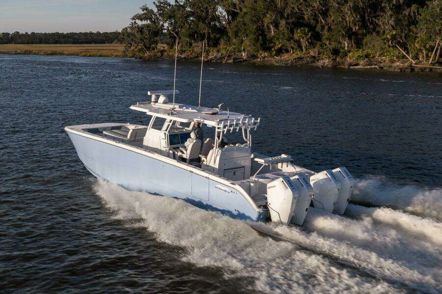 40ft Invincible Yacht For Sale