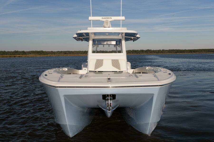 40ft Invincible Yacht For Sale