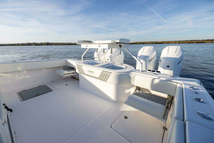 40ft Invincible Yacht For Sale