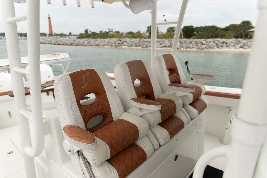 42ft Yellowfin Yacht For Sale