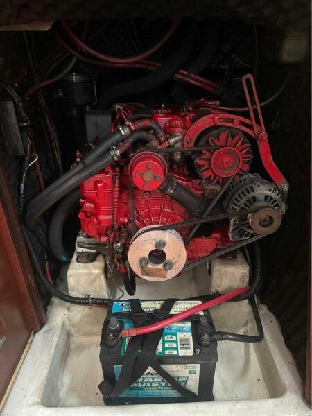 33' 2002 Beneteau 331