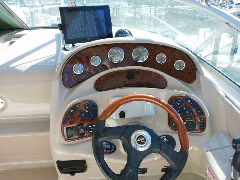 Motor Boatin 29ft Sea Ray Yacht For Sale