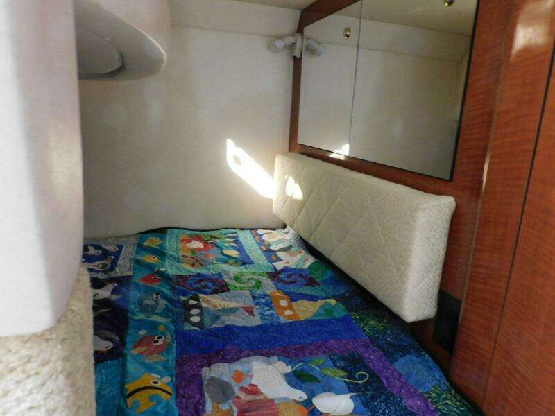 Motor Boatin 29ft Sea Ray Yacht For Sale