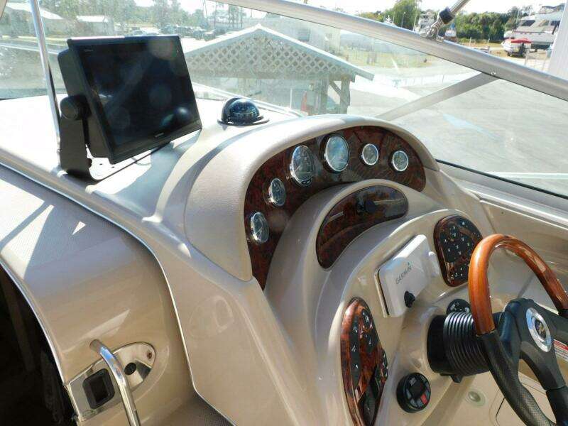 Motor Boatin 29ft Sea Ray Yacht For Sale