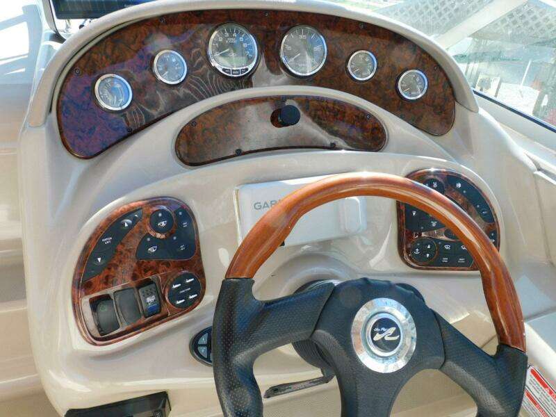 Motor Boatin 29ft Sea Ray Yacht For Sale