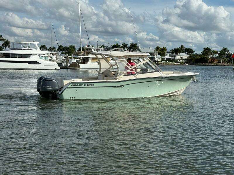 2016 Grady-White 307 Freedom 