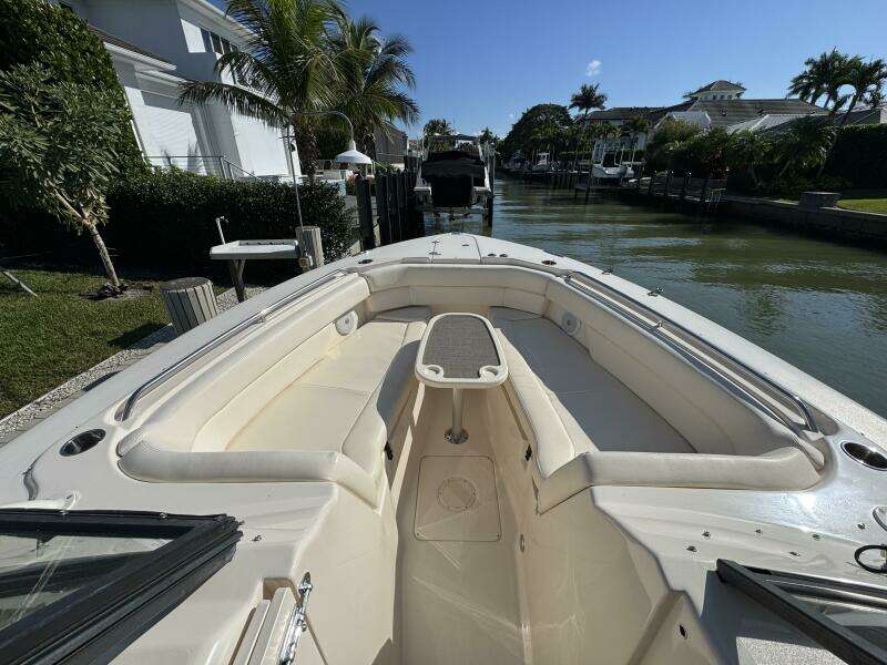 30ft Grady White Yacht For Sale