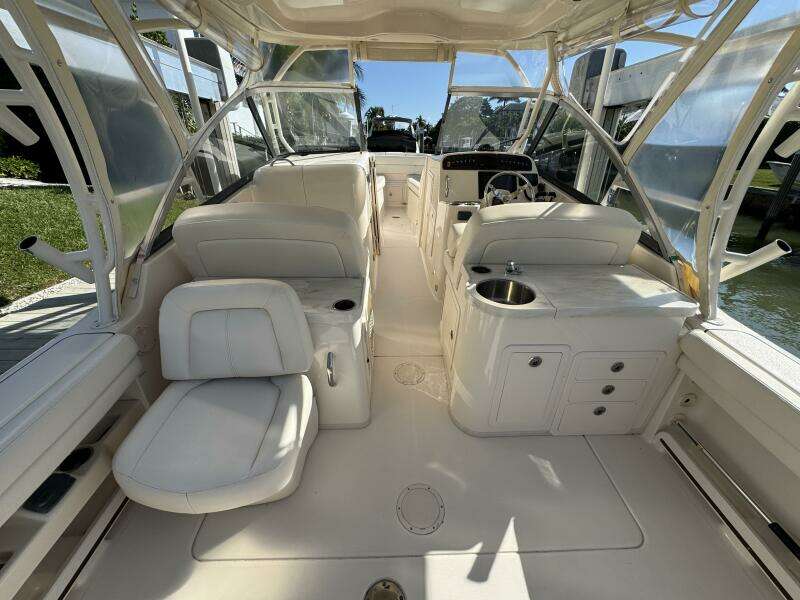 30ft Grady White Yacht For Sale