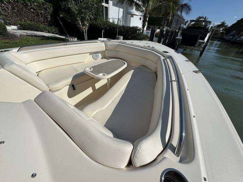 30ft Grady White Yacht For Sale