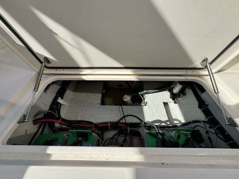 30ft Grady White Yacht For Sale