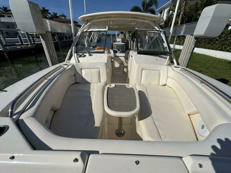 30ft Grady White Yacht For Sale