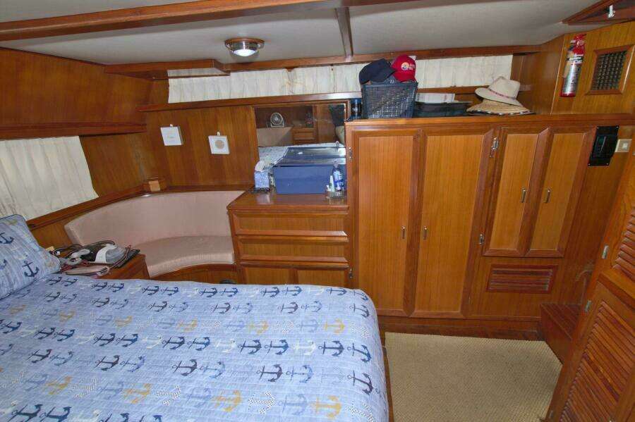 2 Wild Flings 42ft Jefferson Yacht For Sale