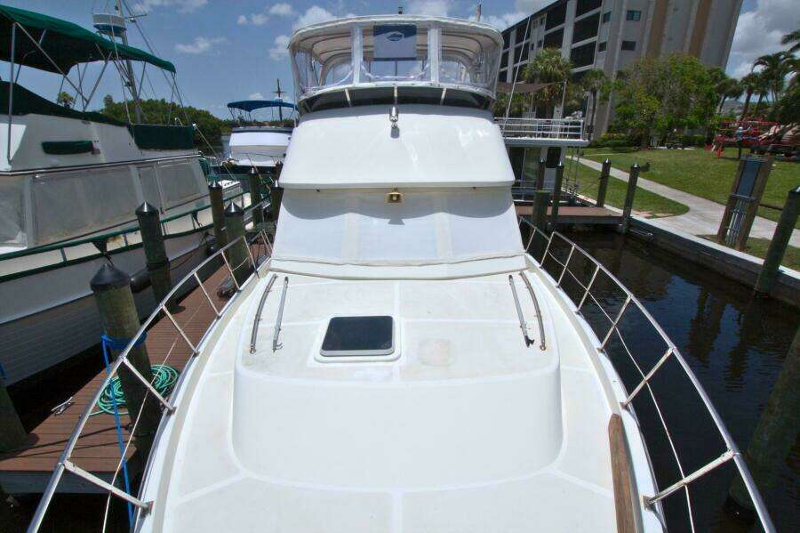 2 Wild Flings 42ft Jefferson Yacht For Sale