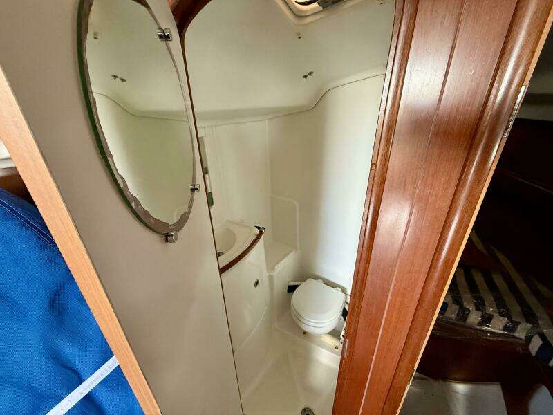 Jubilee 36ft Beneteau Yacht For Sale