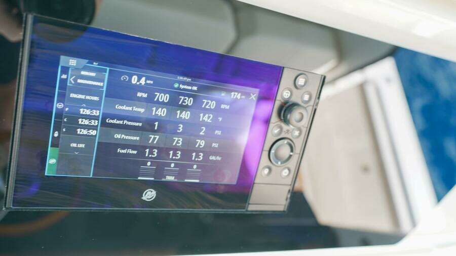 Rais N Cain 48ft Tiara Yachts Yacht For Sale