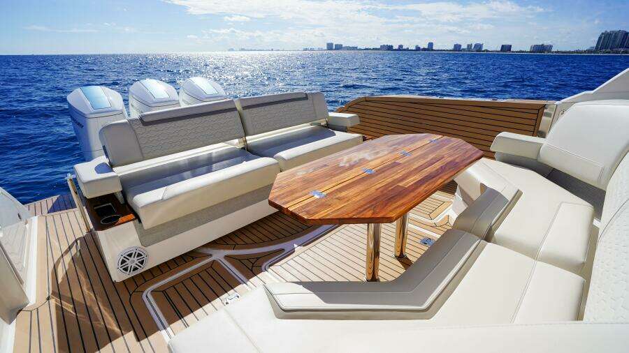 Rais N Cain 48ft Tiara Yachts Yacht For Sale