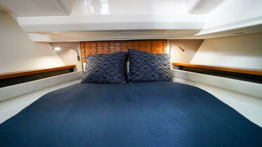 Rais N Cain 48ft Tiara Yachts Yacht For Sale