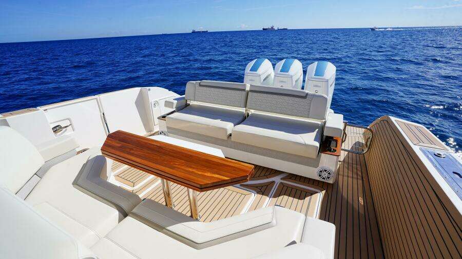 Rais N Cain 48ft Tiara Yachts Yacht For Sale