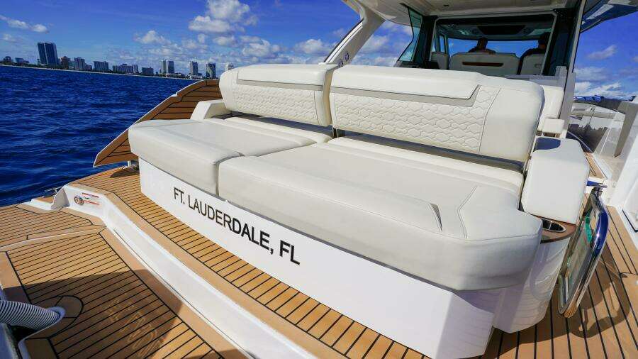 Rais N Cain 48ft Tiara Yachts Yacht For Sale