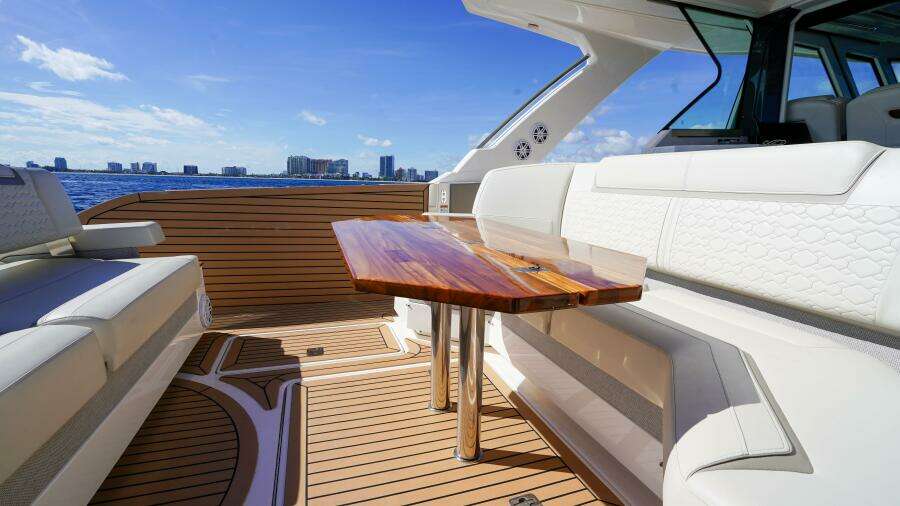 Rais N Cain 48ft Tiara Yachts Yacht For Sale