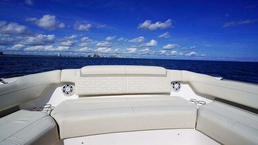 Rais N Cain 48ft Tiara Yachts Yacht For Sale