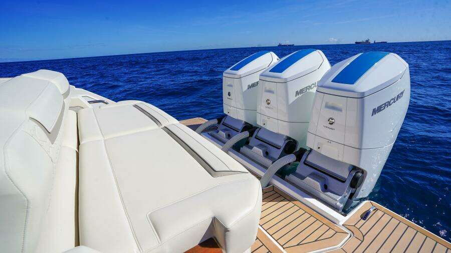 Rais N Cain 48ft Tiara Yachts Yacht For Sale