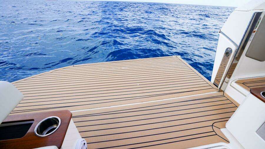 Rais N Cain 48ft Tiara Yachts Yacht For Sale