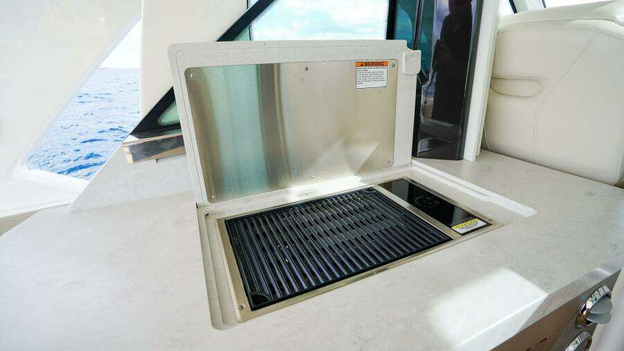 Rais N Cain 48ft Tiara Yachts Yacht For Sale