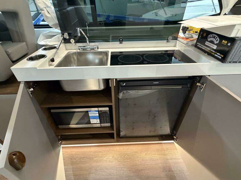 36ft Beneteau Yacht For Sale