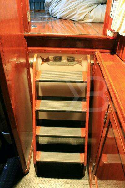 ALLEZ 48ft Chris Craft Yacht For Sale