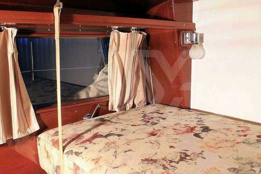 ALLEZ 48ft Chris Craft Yacht For Sale