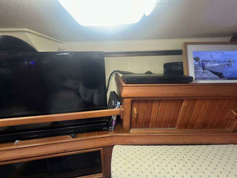 JIJO II 44ft Island Packet Yacht For Sale