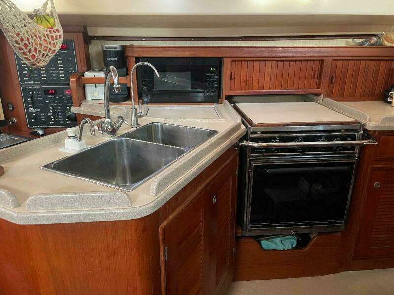 JIJO II 44ft Island Packet Yacht For Sale