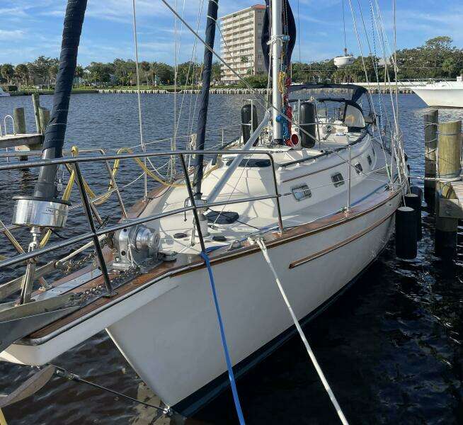 JIJO II 44ft Island Packet Yacht For Sale