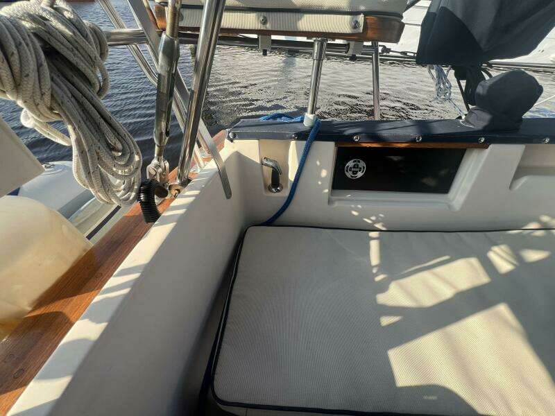 JIJO II 44ft Island Packet Yacht For Sale