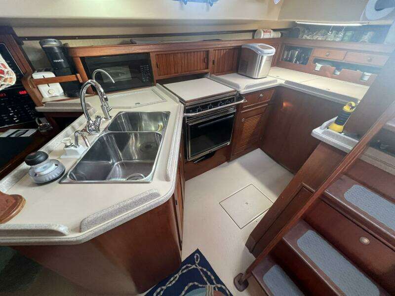 JIJO II 44ft Island Packet Yacht For Sale
