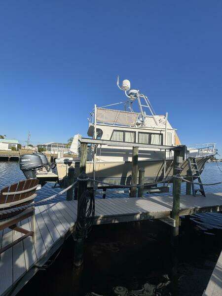 34ft Crusader Boats Yacht For Sale